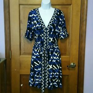 BCBG MAXAZRIA graphic print dress